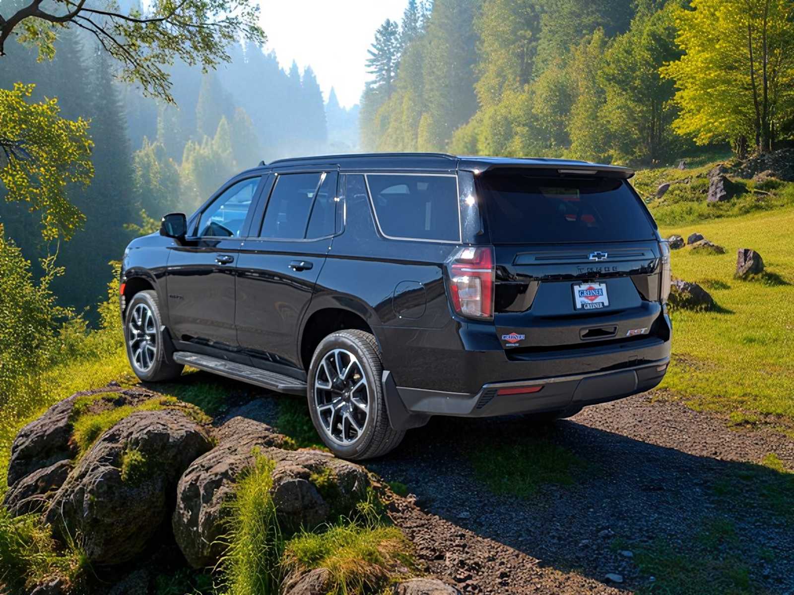 2021 Chevrolet Tahoe RST photo 2