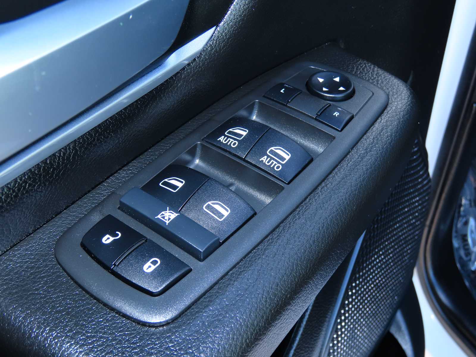 Thumbnail: 2022 RAM 1500 - 19