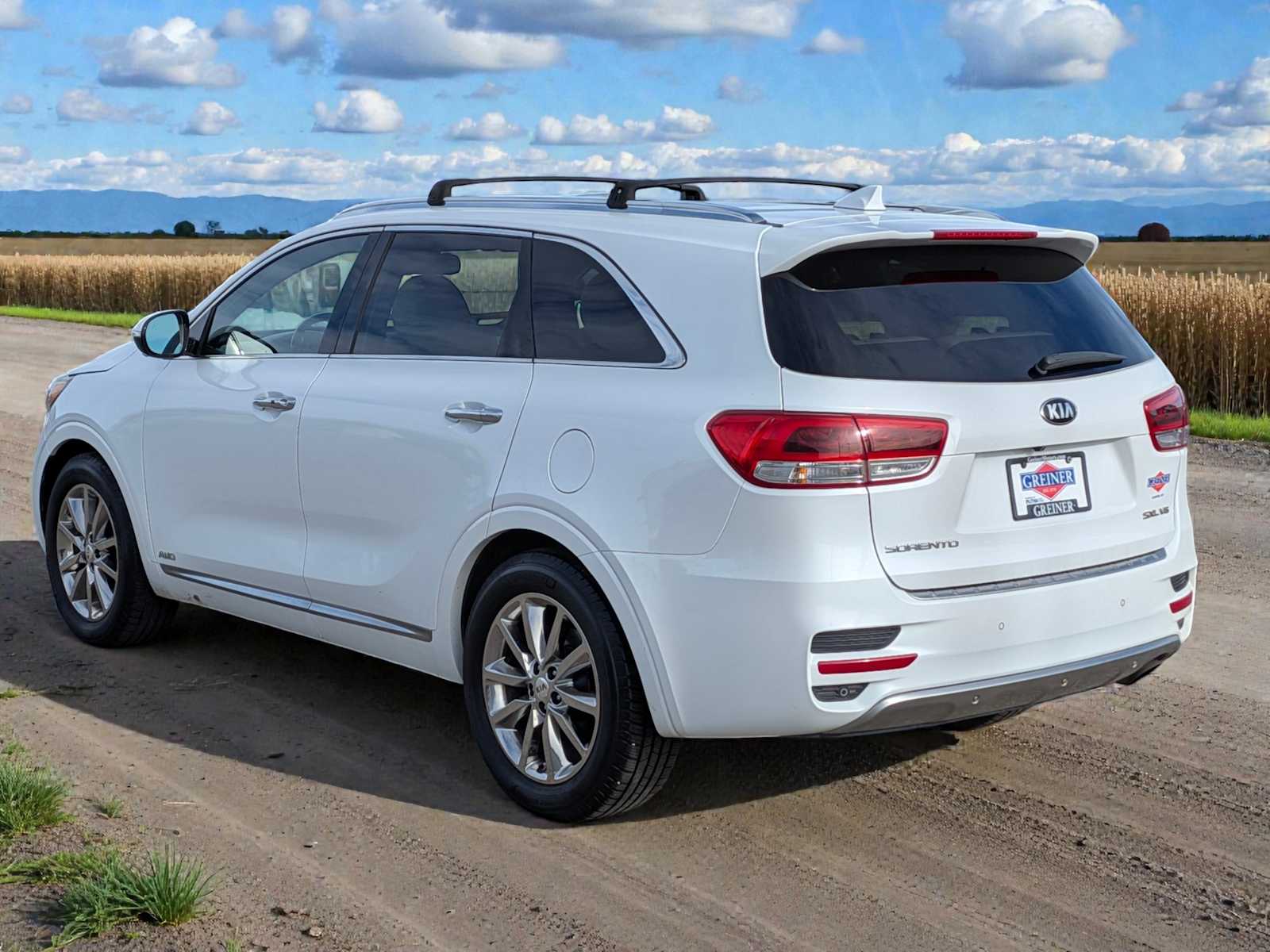 Thumbnail: 2018 Kia Sorento - 4