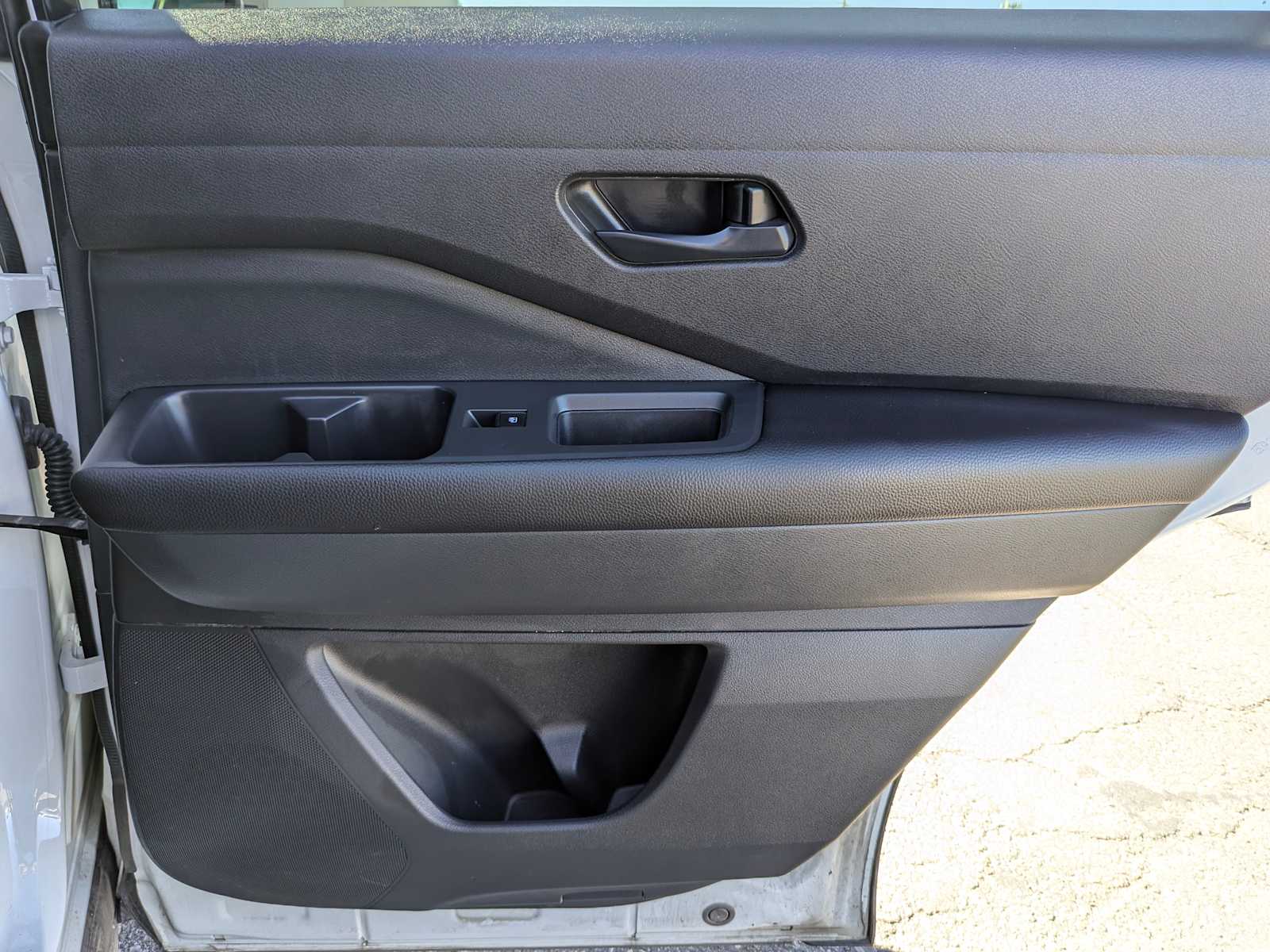 Thumbnail: 2025 Nissan Pathfinder - 28