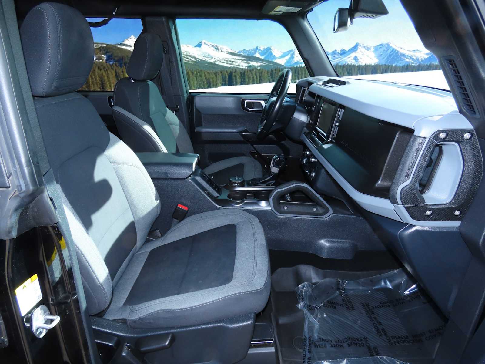 Thumbnail: 2022 Ford Bronco - 18