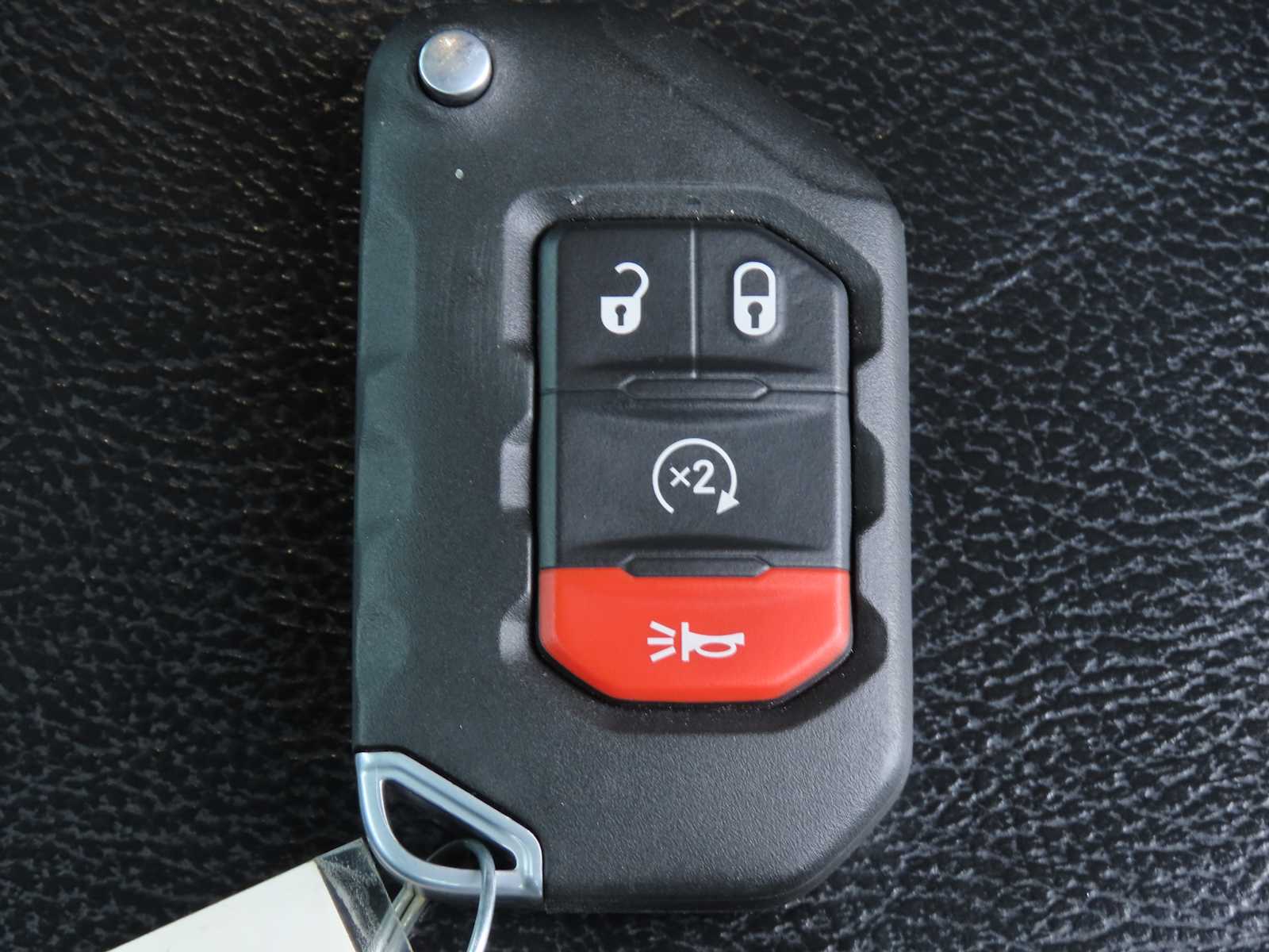 Thumbnail: 2019 Jeep Wrangler - 37