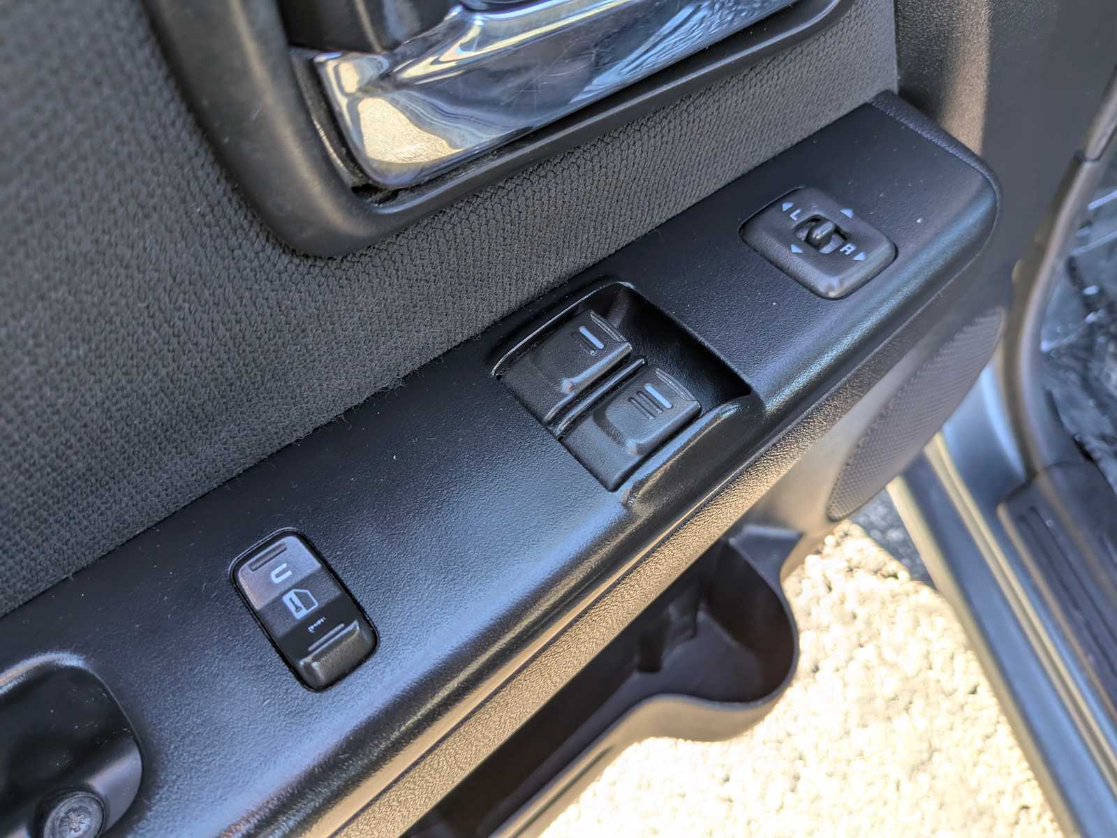 Thumbnail: 2011 GMC Canyon - 21