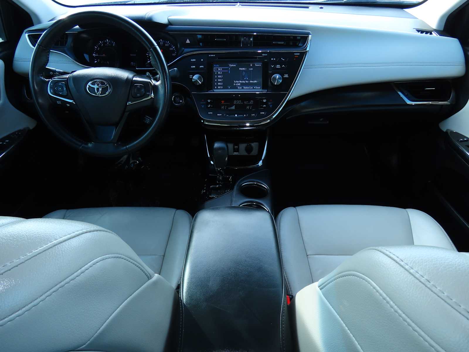 Thumbnail: 2016 Toyota Avalon - 25