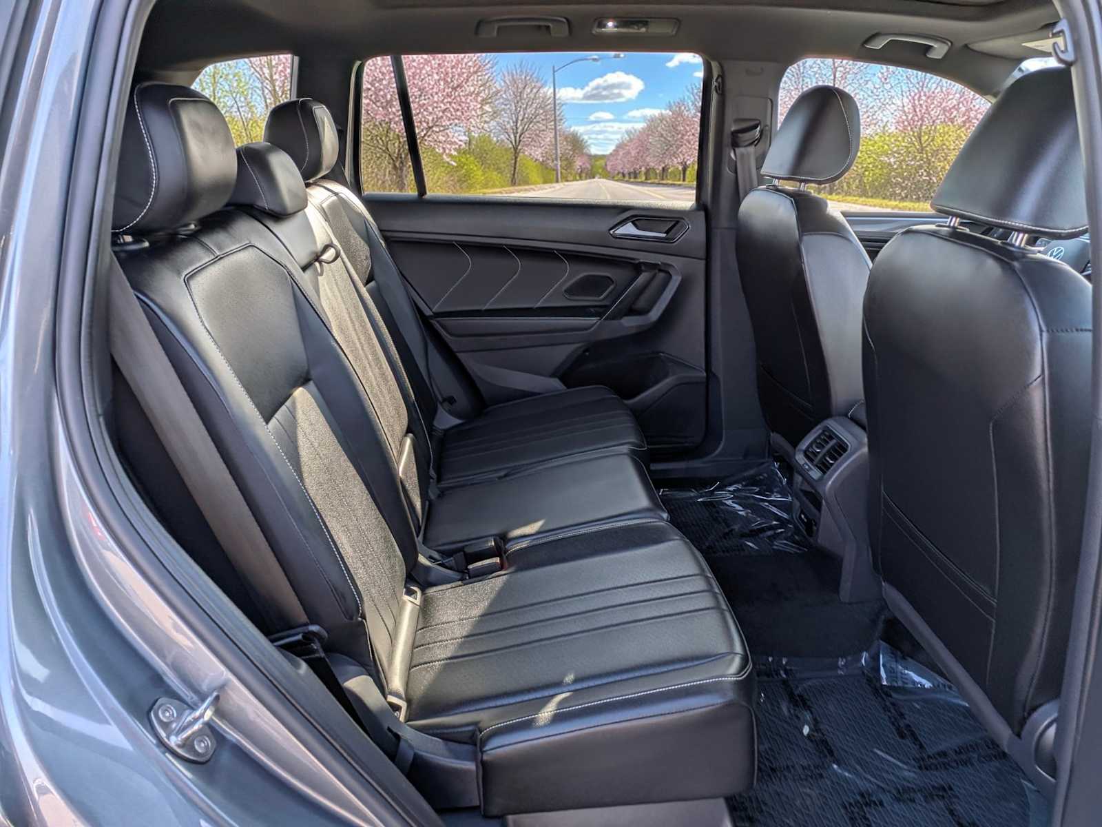 Thumbnail: 2024 Volkswagen Tiguan - 23