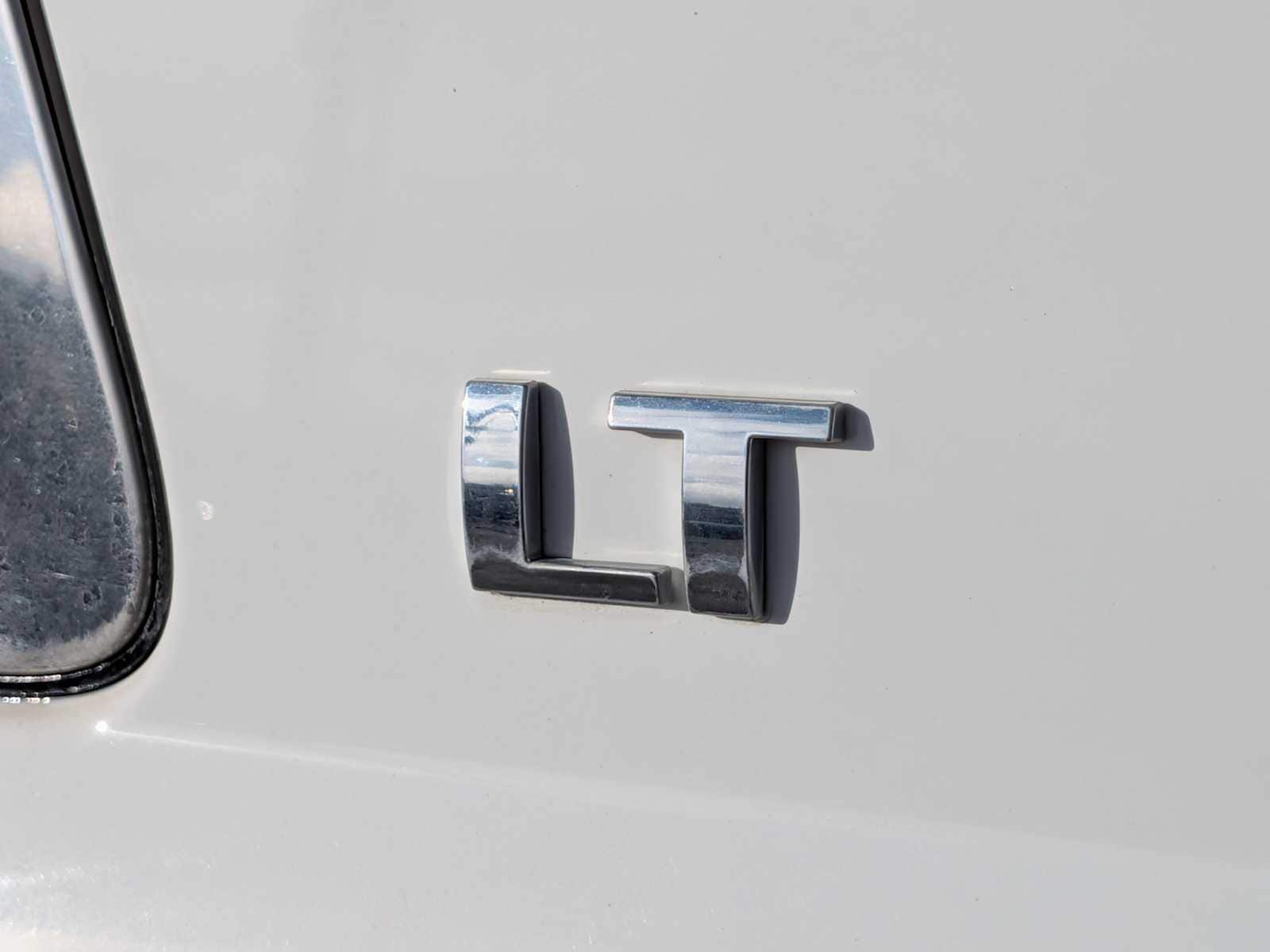 Thumbnail: 2018 Chevrolet Tahoe - 13