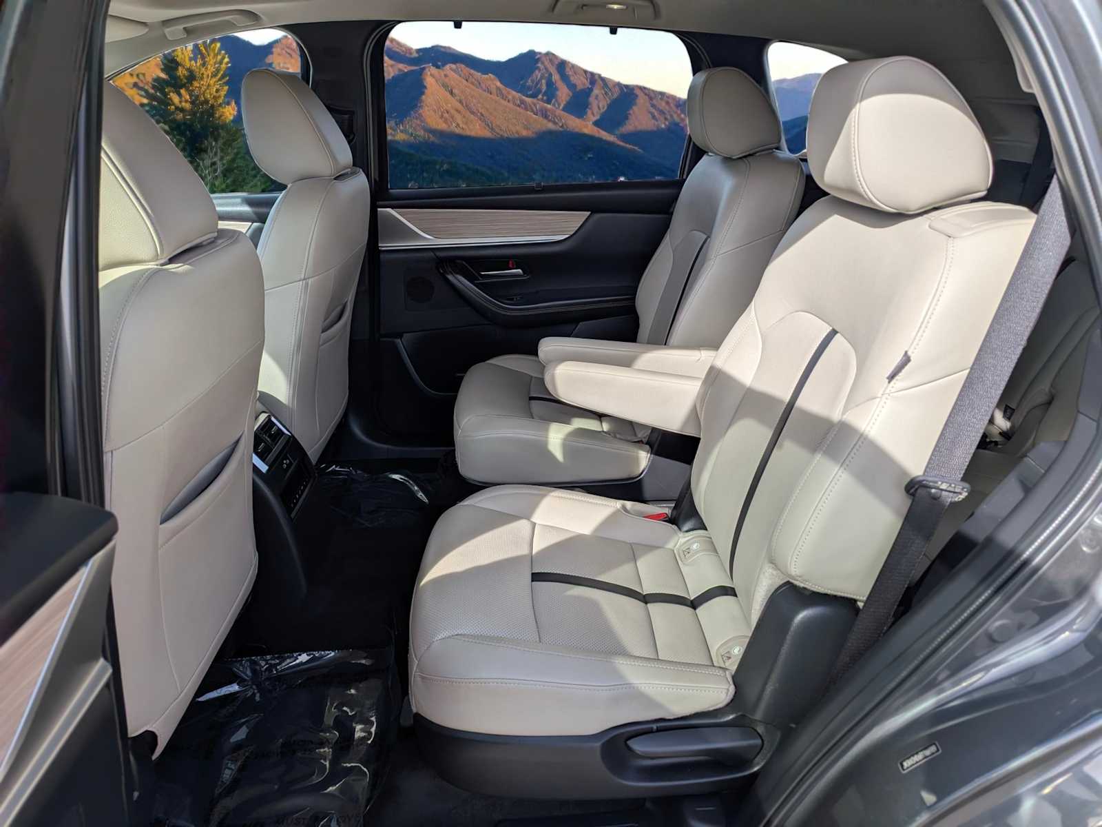 Thumbnail: 2024 Mazda CX-90 - 19