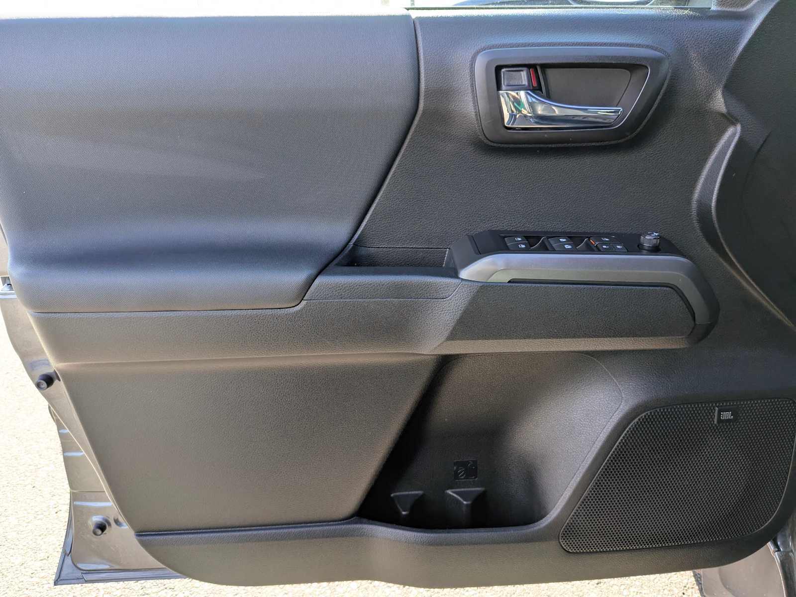 Thumbnail: 2022 Toyota Tacoma - 20
