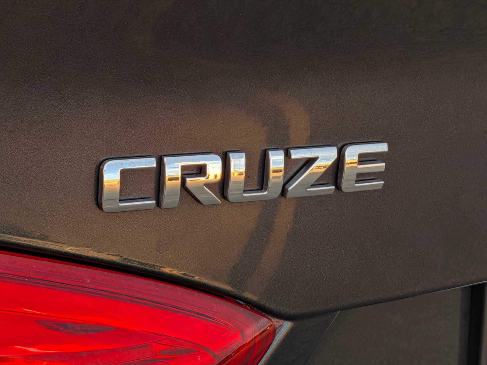 Thumbnail: 2017 Chevrolet Cruze - 12
