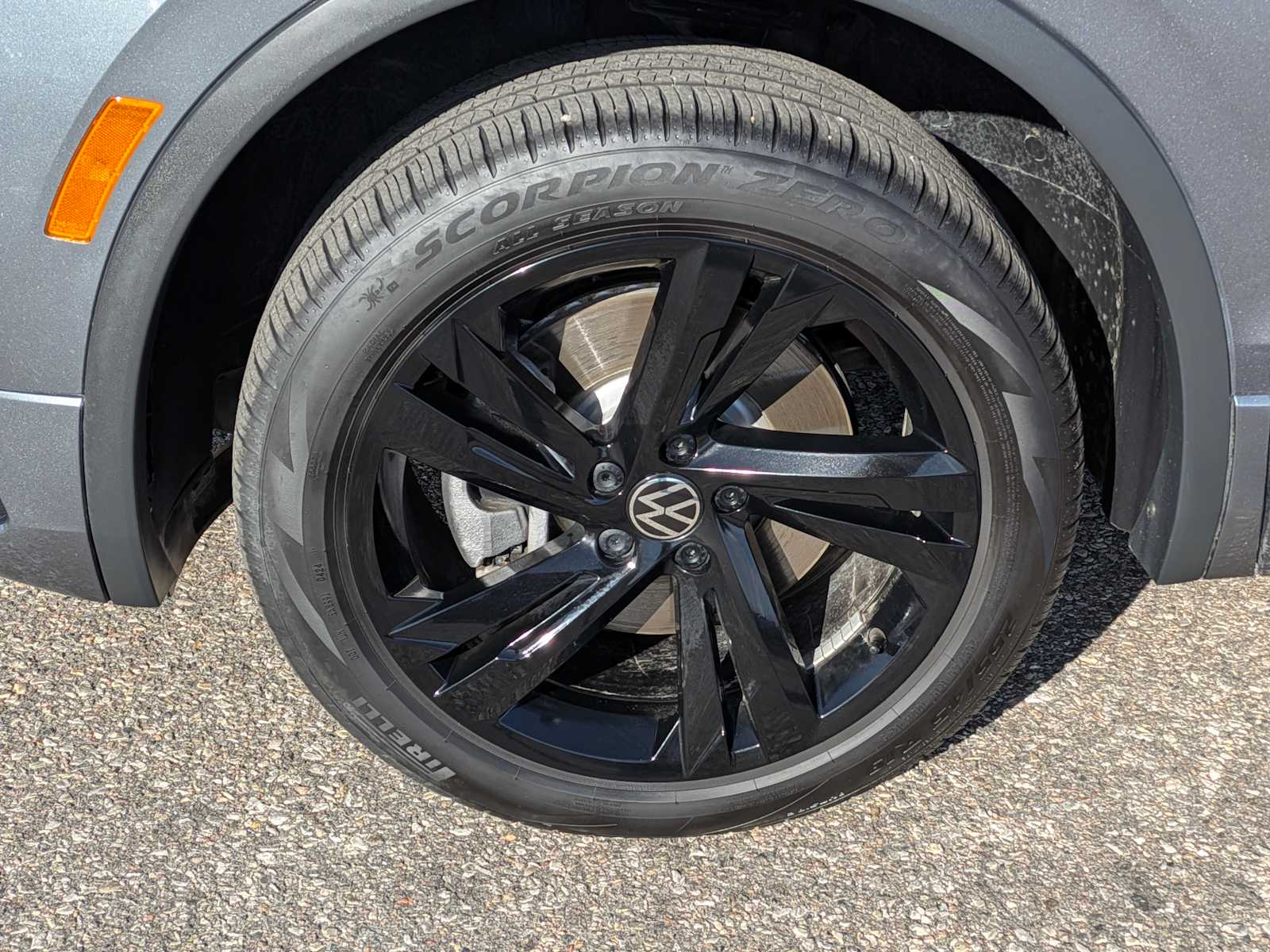 Thumbnail: 2024 Volkswagen Tiguan - 14