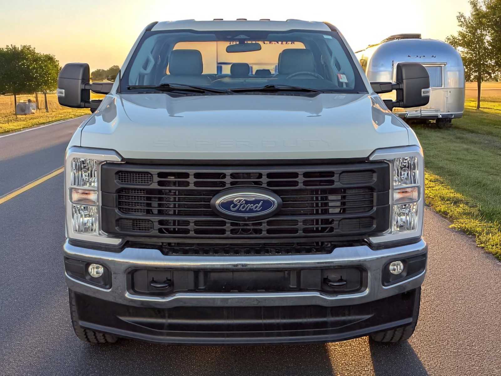 2023 Ford Econoline E-350 9