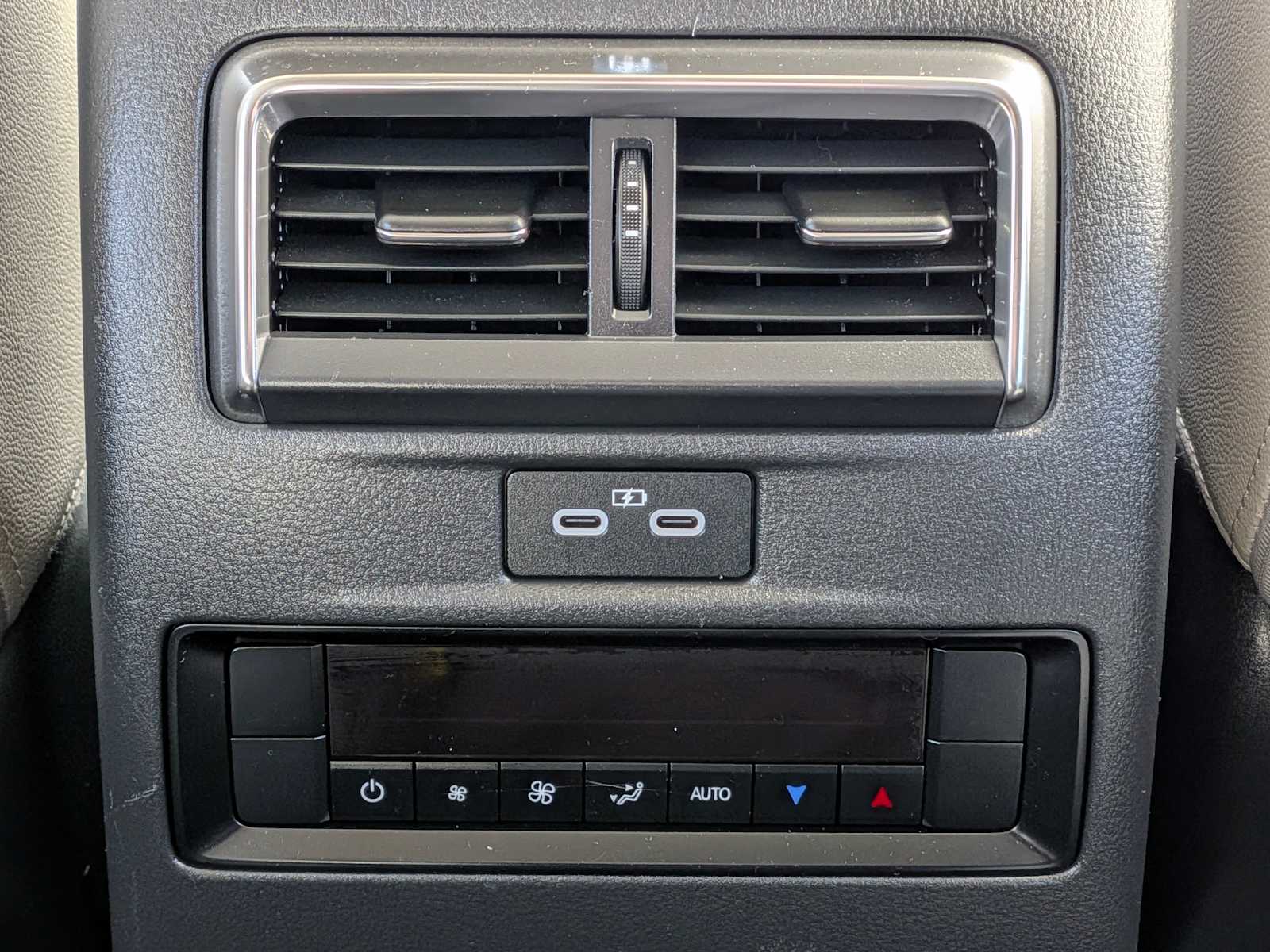 Thumbnail: 2024 Mazda CX-90 - 26