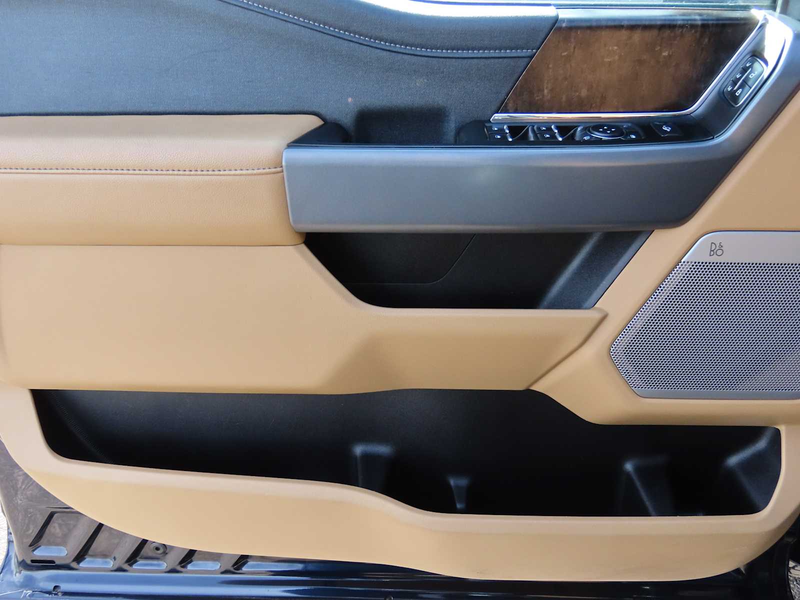 Thumbnail: 2024 Ford Econoline - 21