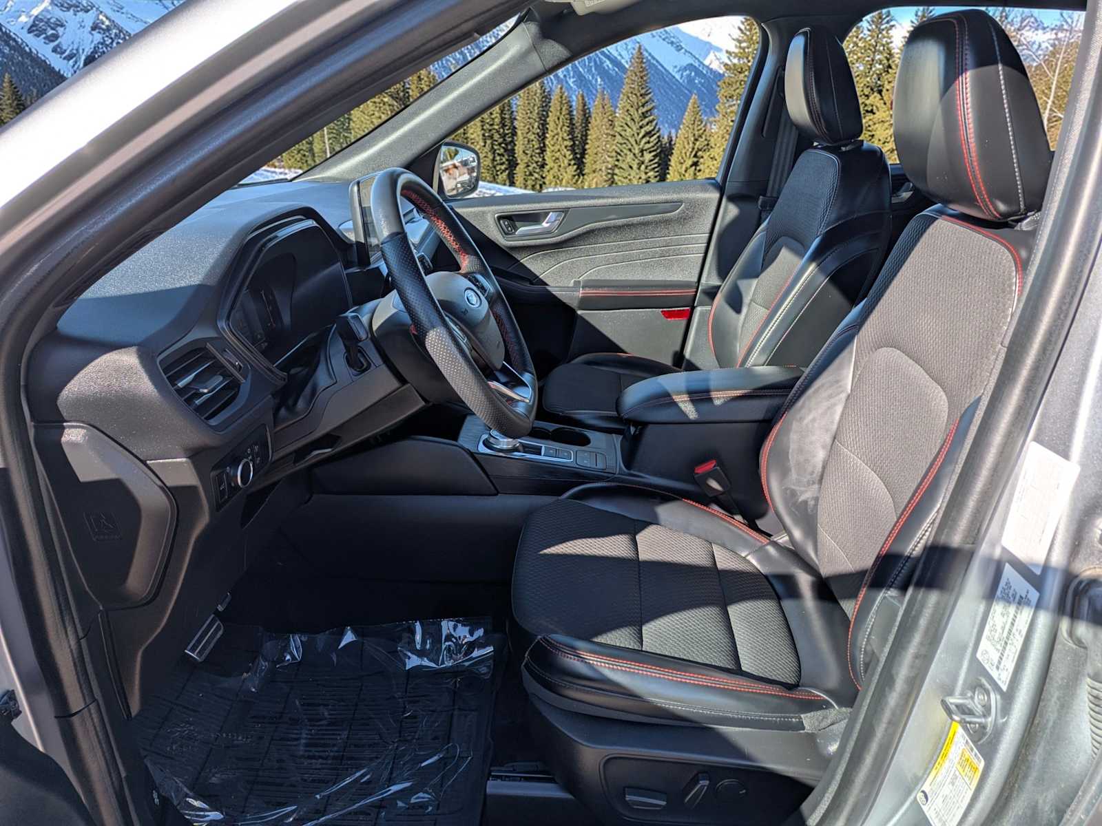 Thumbnail: 2023 Ford Escape - 16