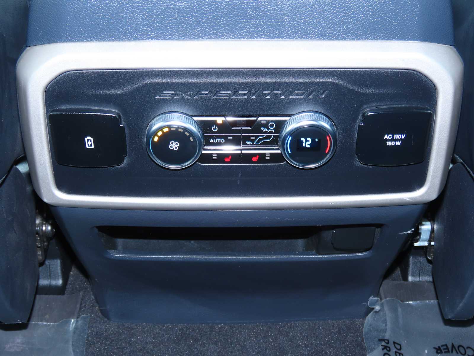 Thumbnail: 2024 Ford Expedition - 26