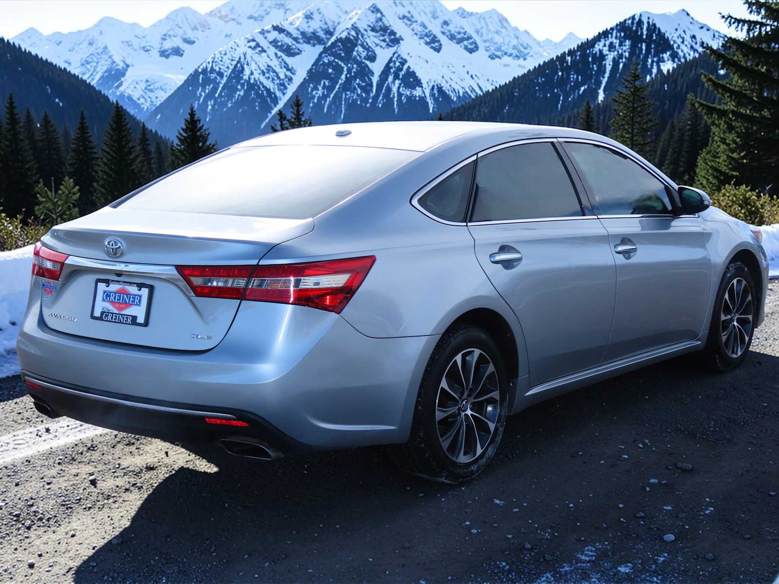 Thumbnail: 2016 Toyota Avalon - 6