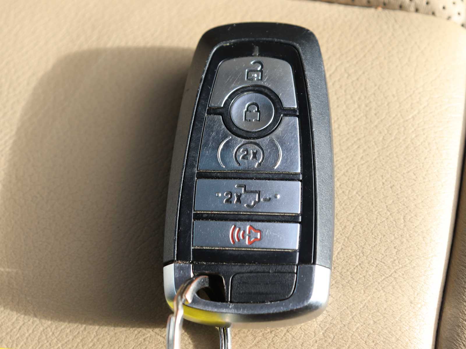 Thumbnail: 2020 Ford Econoline - 42