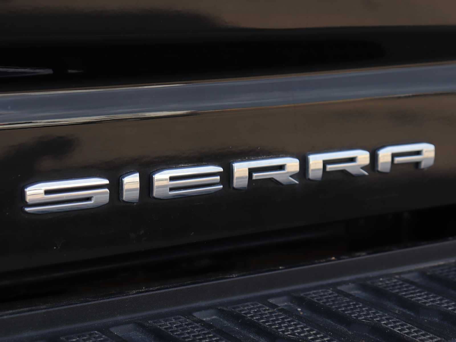 Thumbnail: 2021 GMC Sierra 3500 - 14