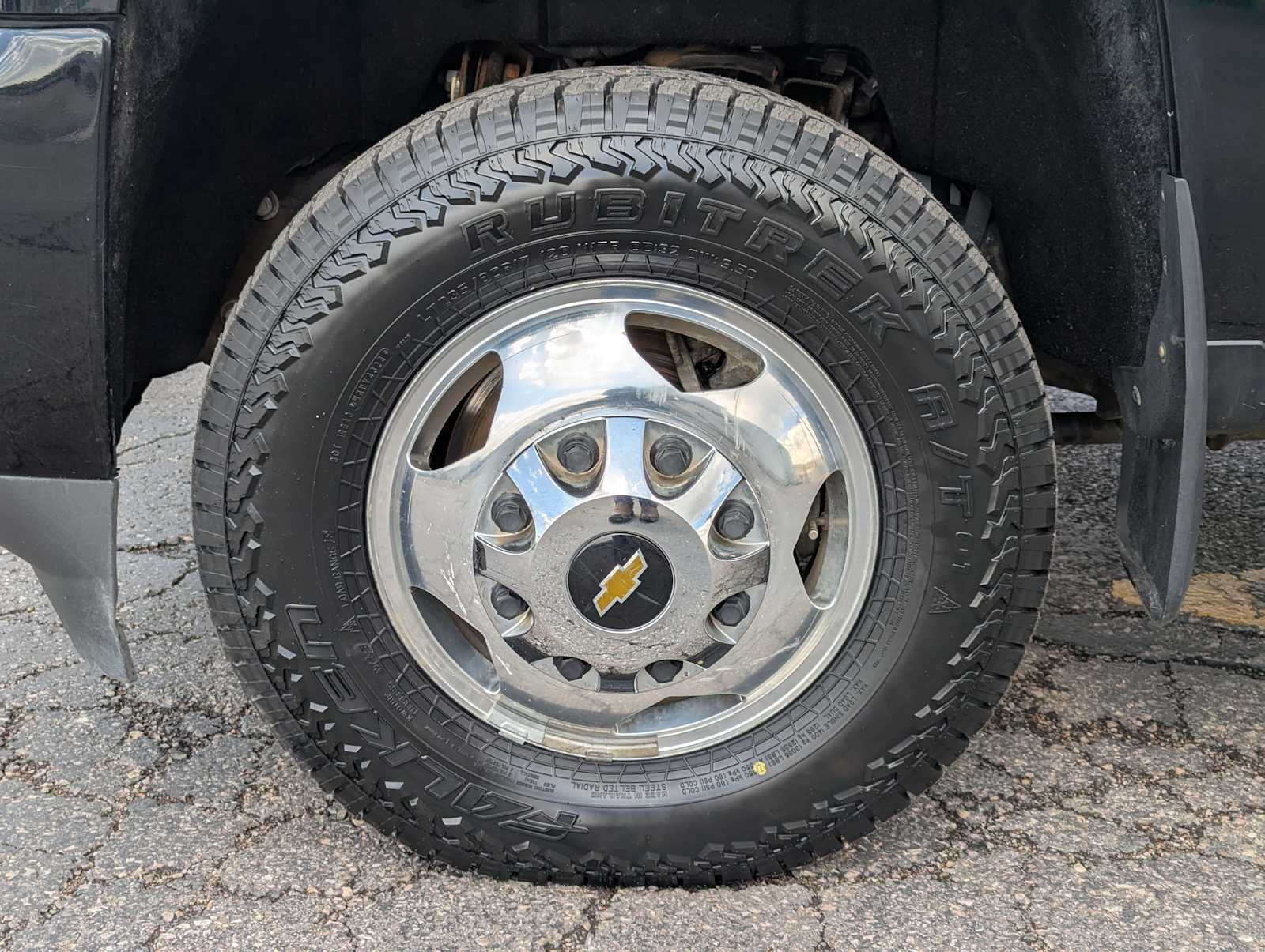Thumbnail: 2018 Chevrolet Silverado 3500 - 19