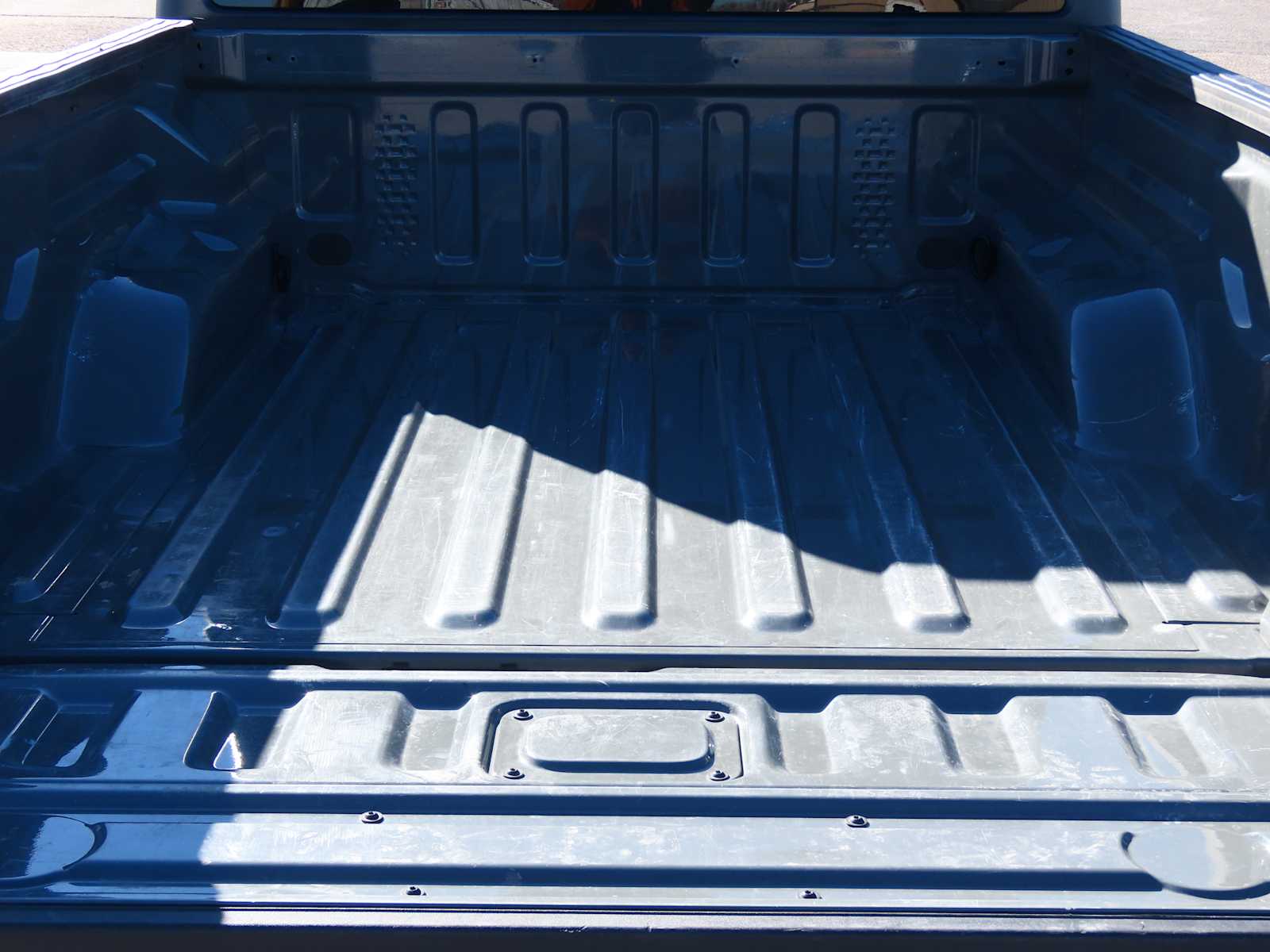 Thumbnail: 2021 Jeep Gladiator - 32