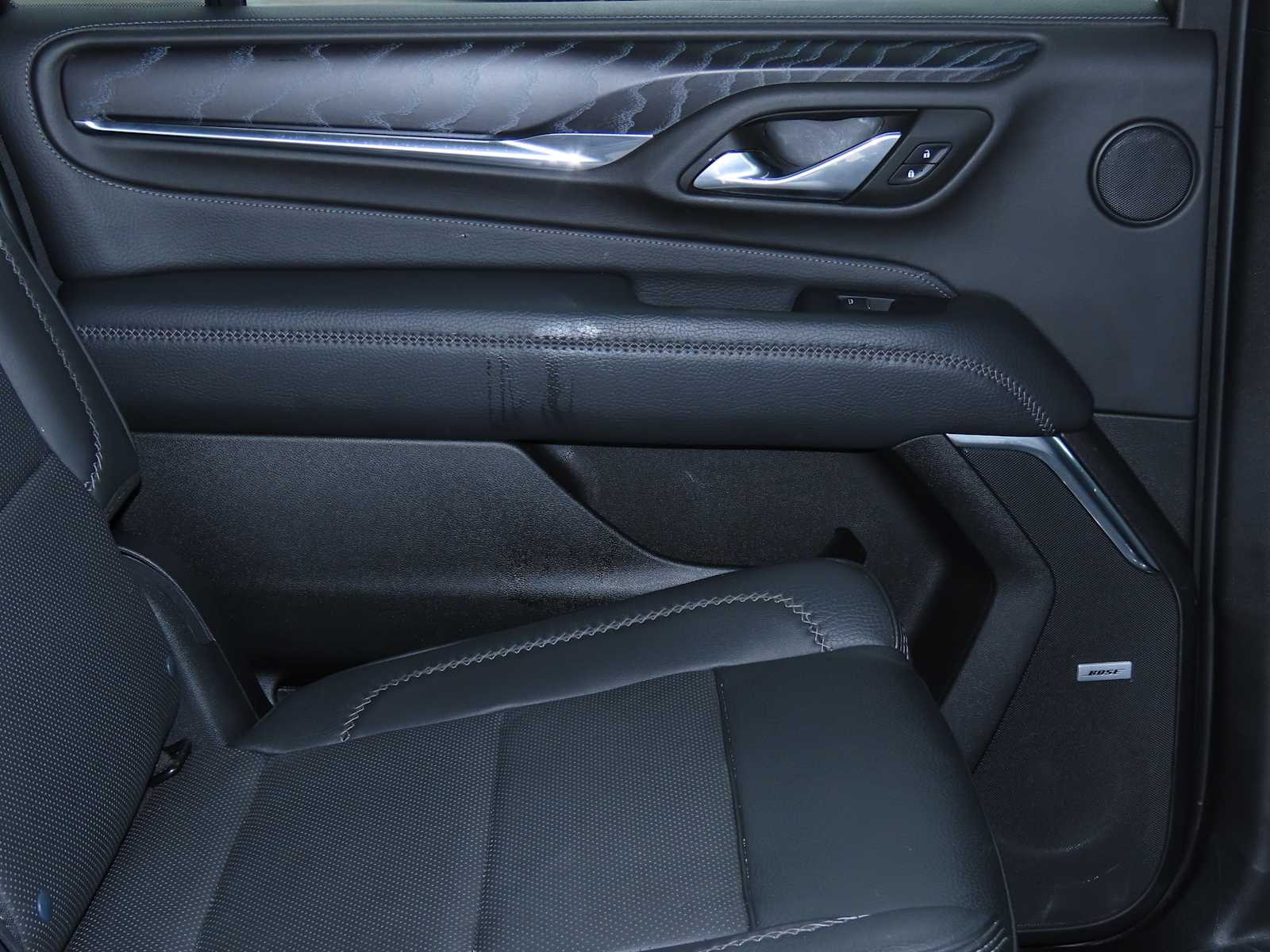 Thumbnail: 2023 GMC Yukon XL - 23