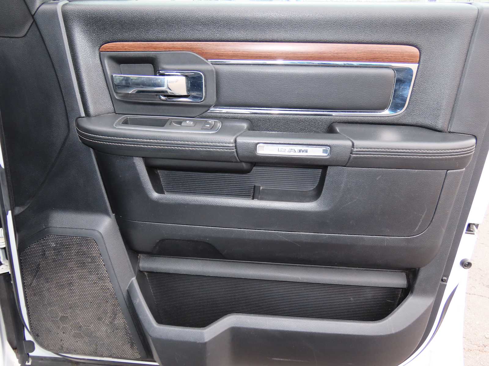 Thumbnail: 2015 RAM 3500 - 20