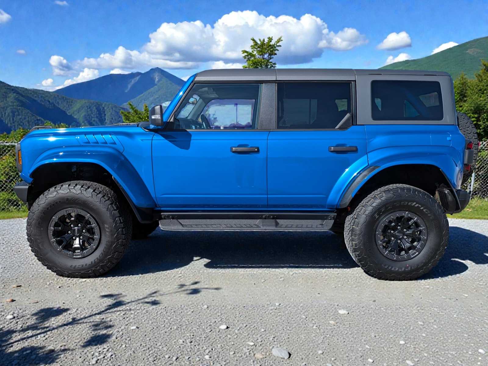 Thumbnail: 2024 Ford Bronco - 3