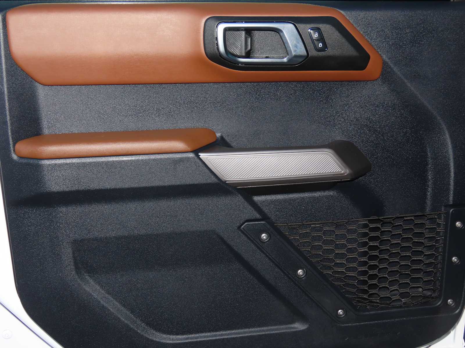 Thumbnail: 2022 Ford Bronco - 20