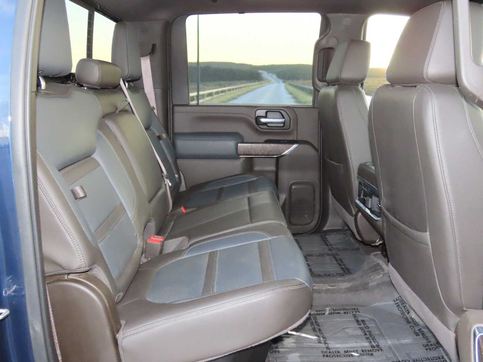 Thumbnail: 2022 GMC Sierra 3500 - 26