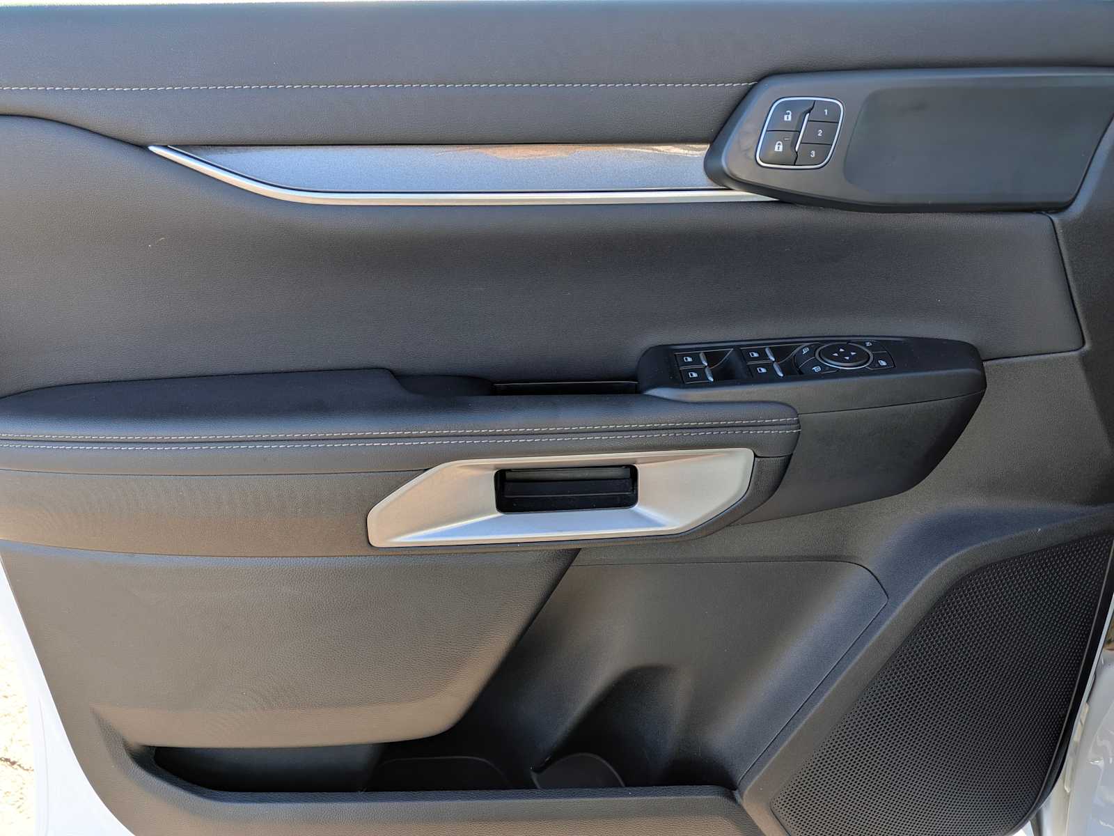 Thumbnail: 2024 Ford Ranger - 17