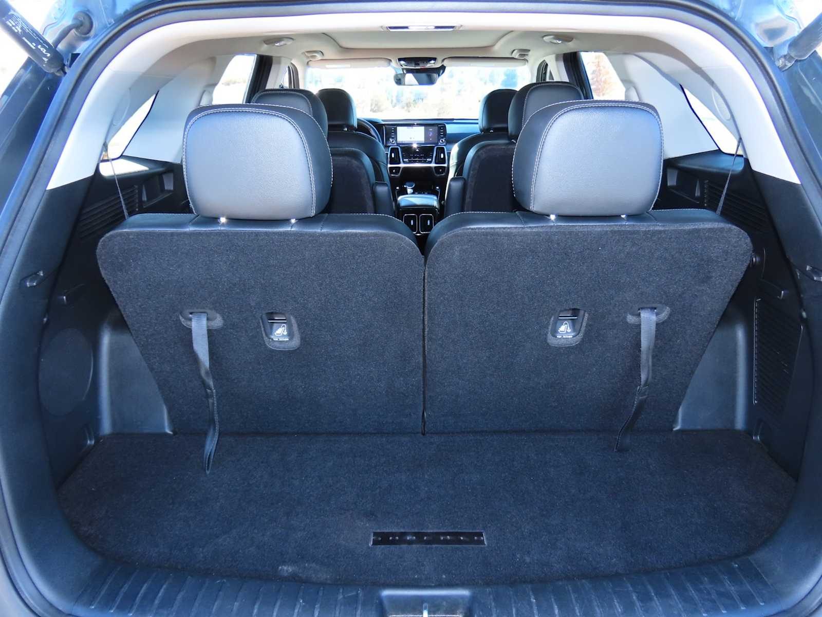 Thumbnail: 2022 Kia Sorento - 34