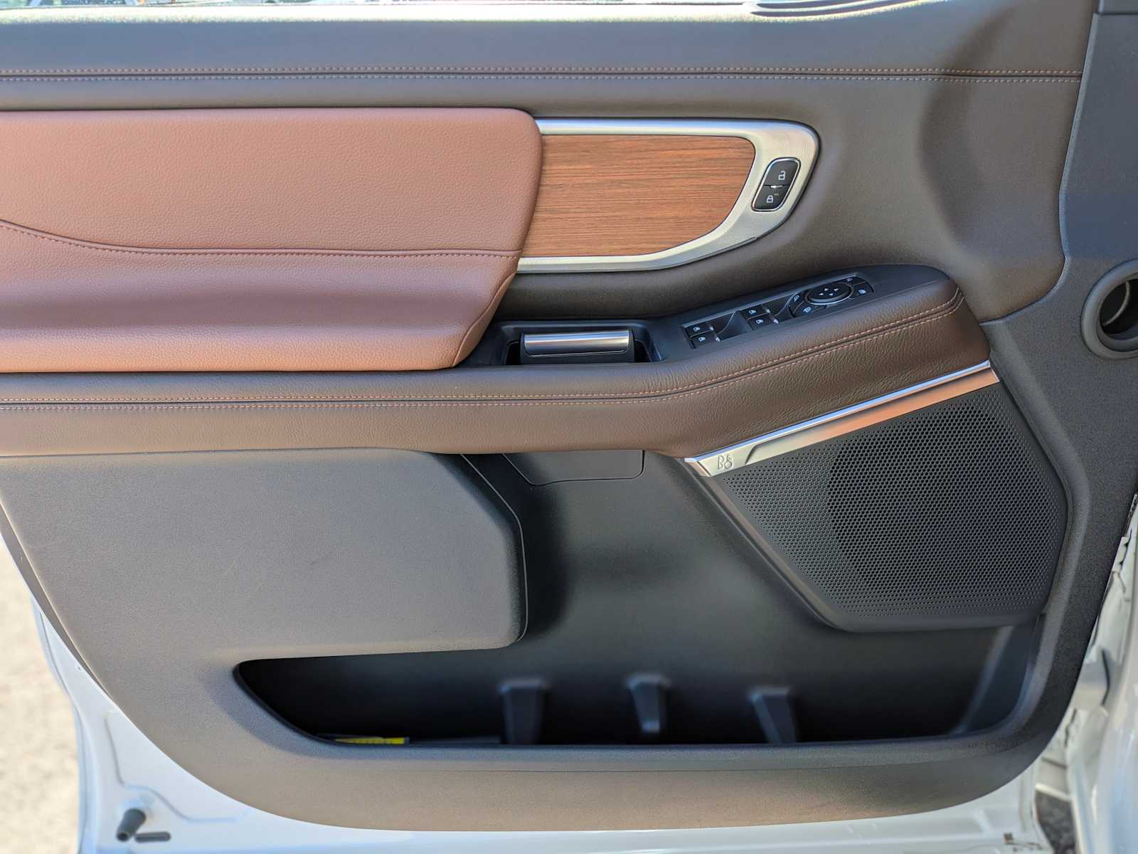 Thumbnail: 2025 Ford Expedition MAX - 17