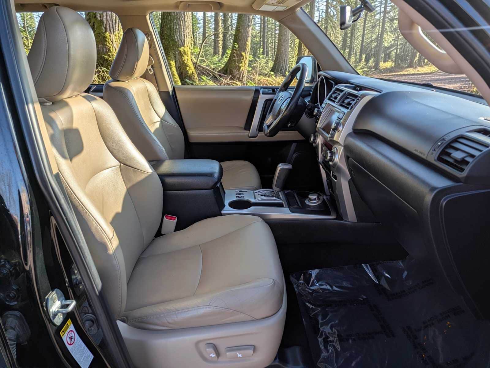 Thumbnail: 2013 Toyota 4Runner - 16