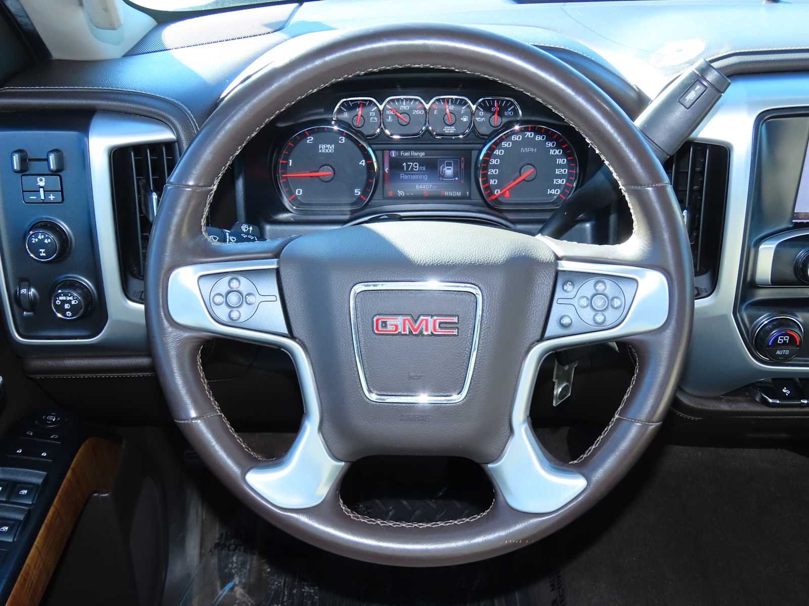 Thumbnail: 2016 GMC Sierra 2500 - 26