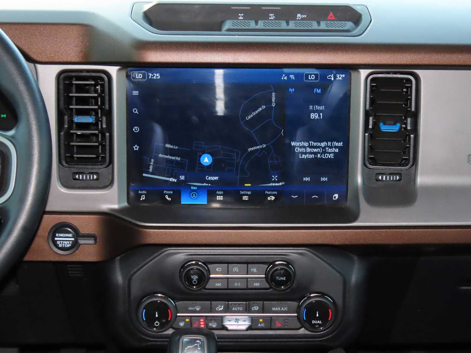 Thumbnail: 2022 Ford Bronco - 34