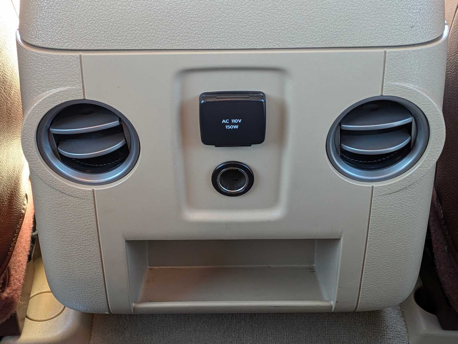 Thumbnail: 2014 Ford Econoline - 27