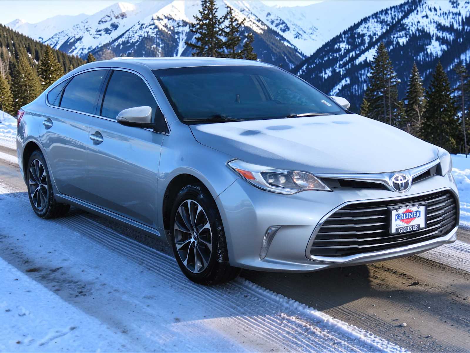 Thumbnail: 2016 Toyota Avalon - 8