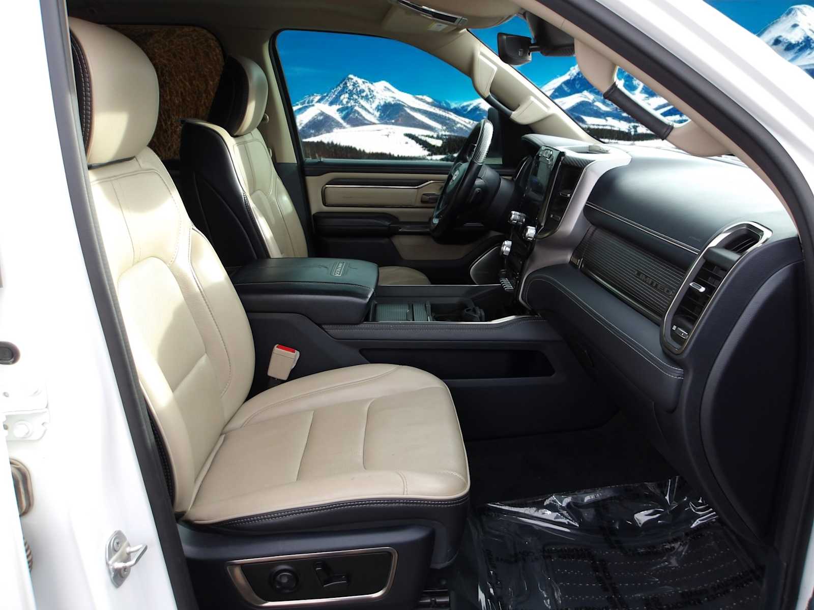 Thumbnail: 2021 RAM 1500 - 22