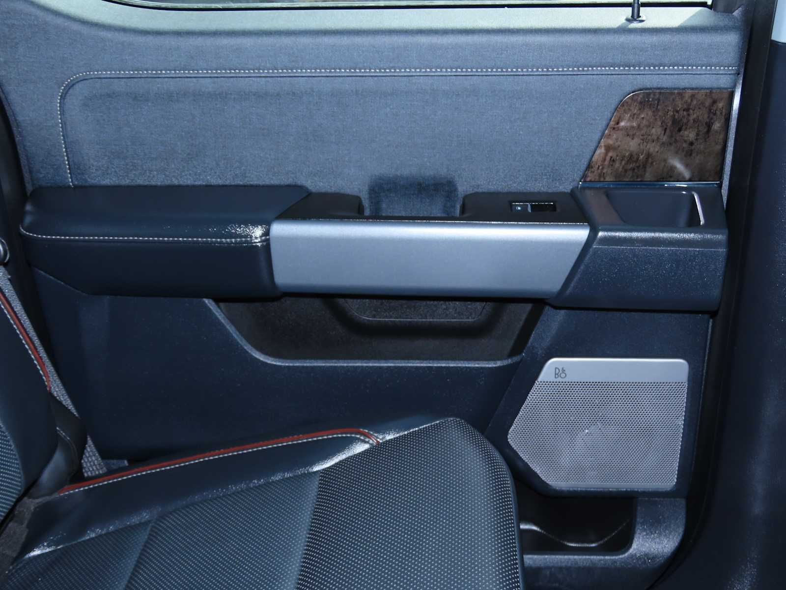 Thumbnail: 2024 Ford Econoline - 25