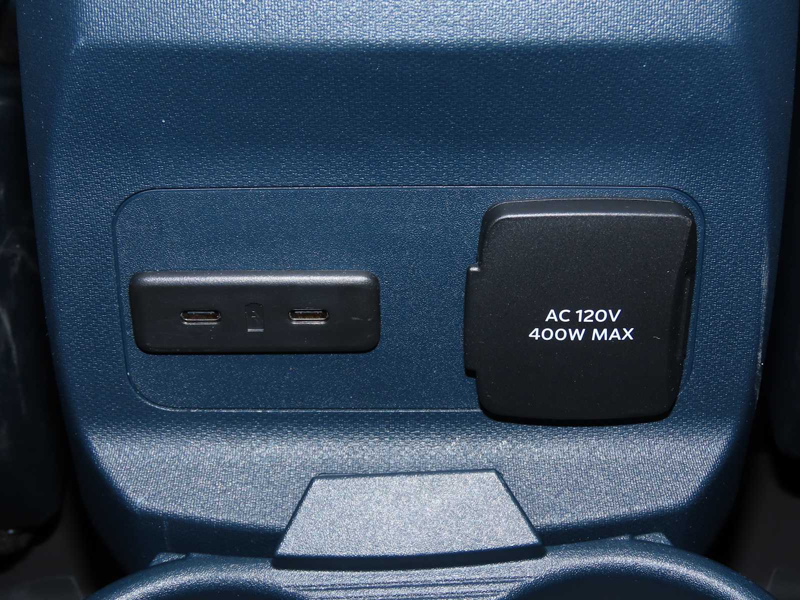 Thumbnail: 2025 Ford Maverick - 25