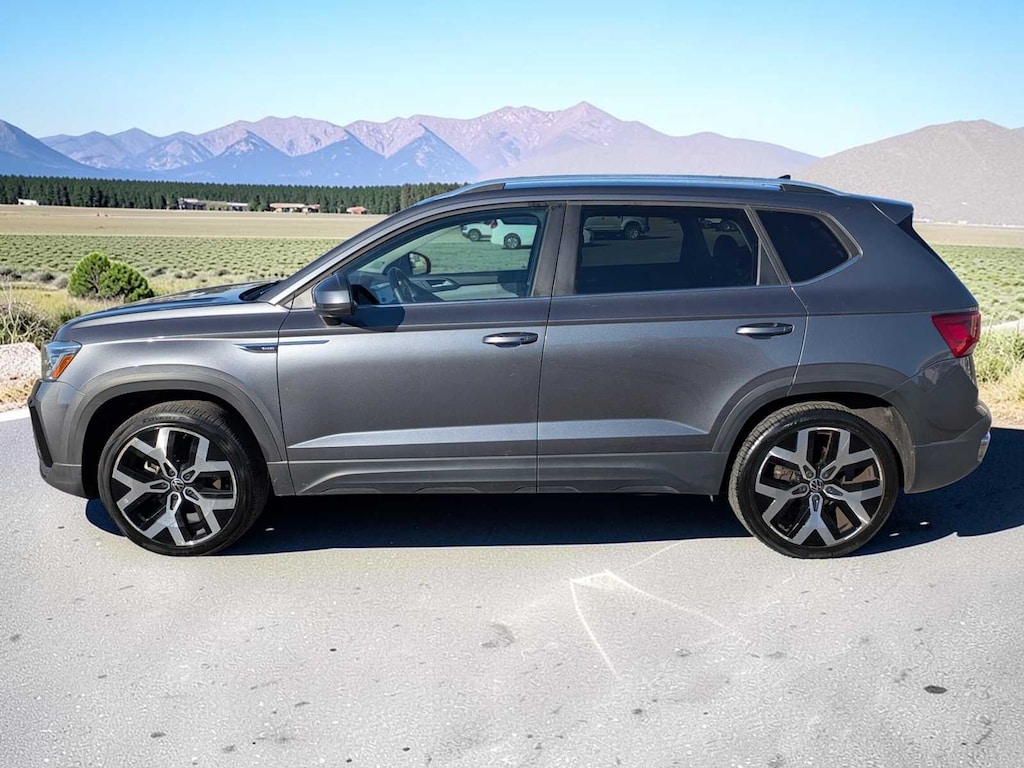 Used 2023 Volkswagen Taos SEL SUV