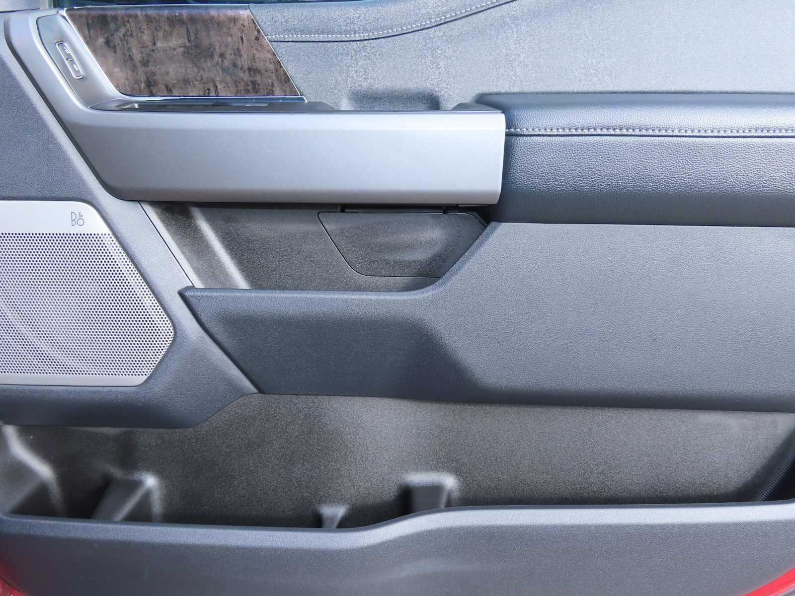 Thumbnail: 2025 Ford Econoline - 25