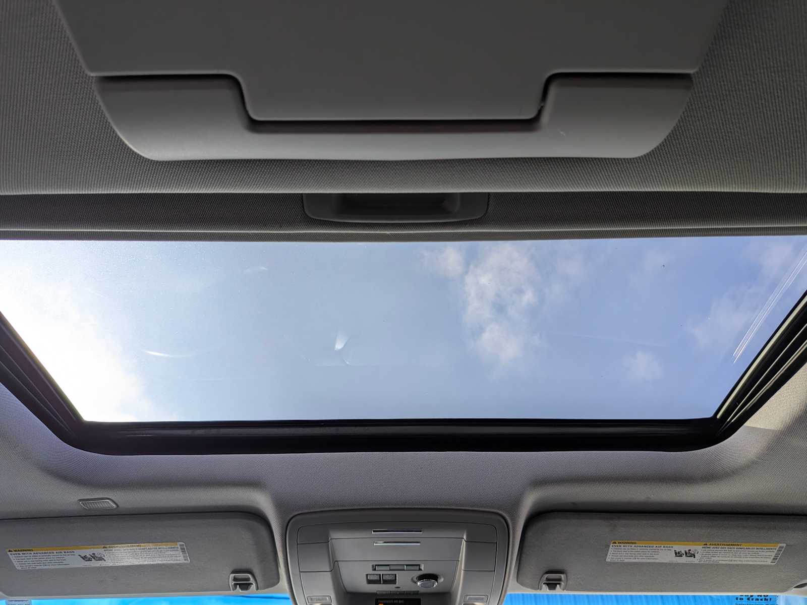 Thumbnail: 2018 Chevrolet Tahoe - 31