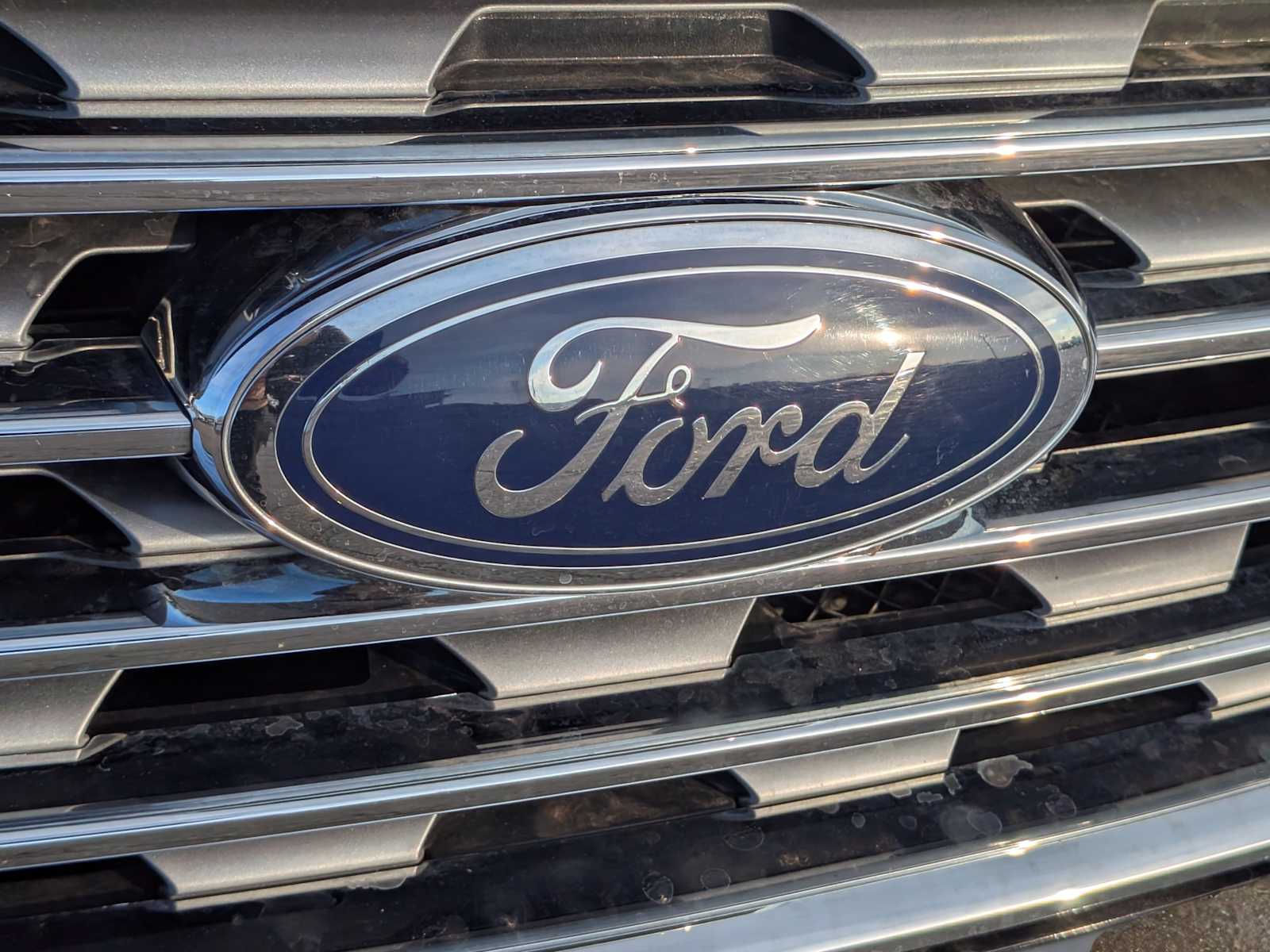 2024 Ford Edge Titanium 11
