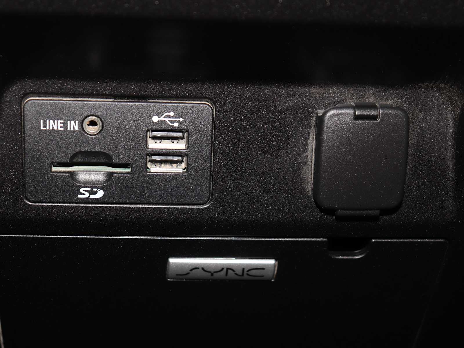 Thumbnail: 2015 Ford F-150 - 29