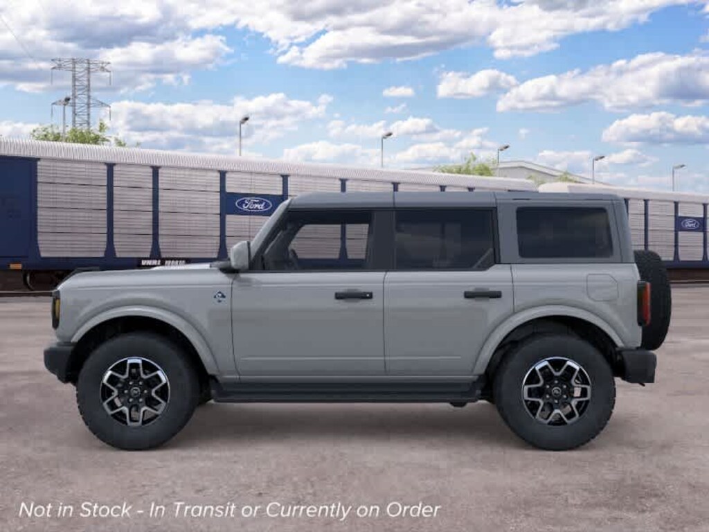 New 2026 Ford Bronco Outer Banks SUV