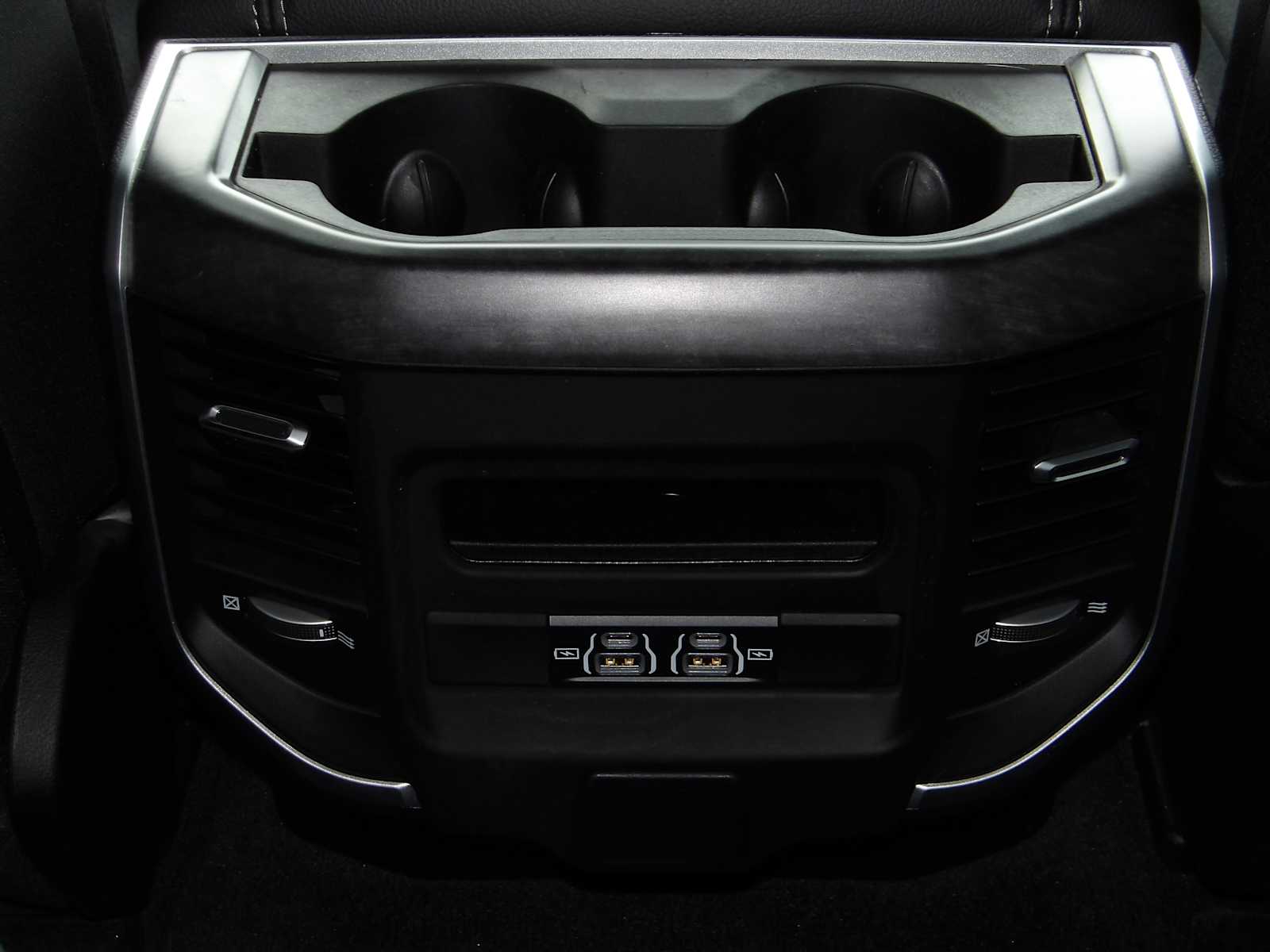 Thumbnail: 2023 RAM 1500 - 29