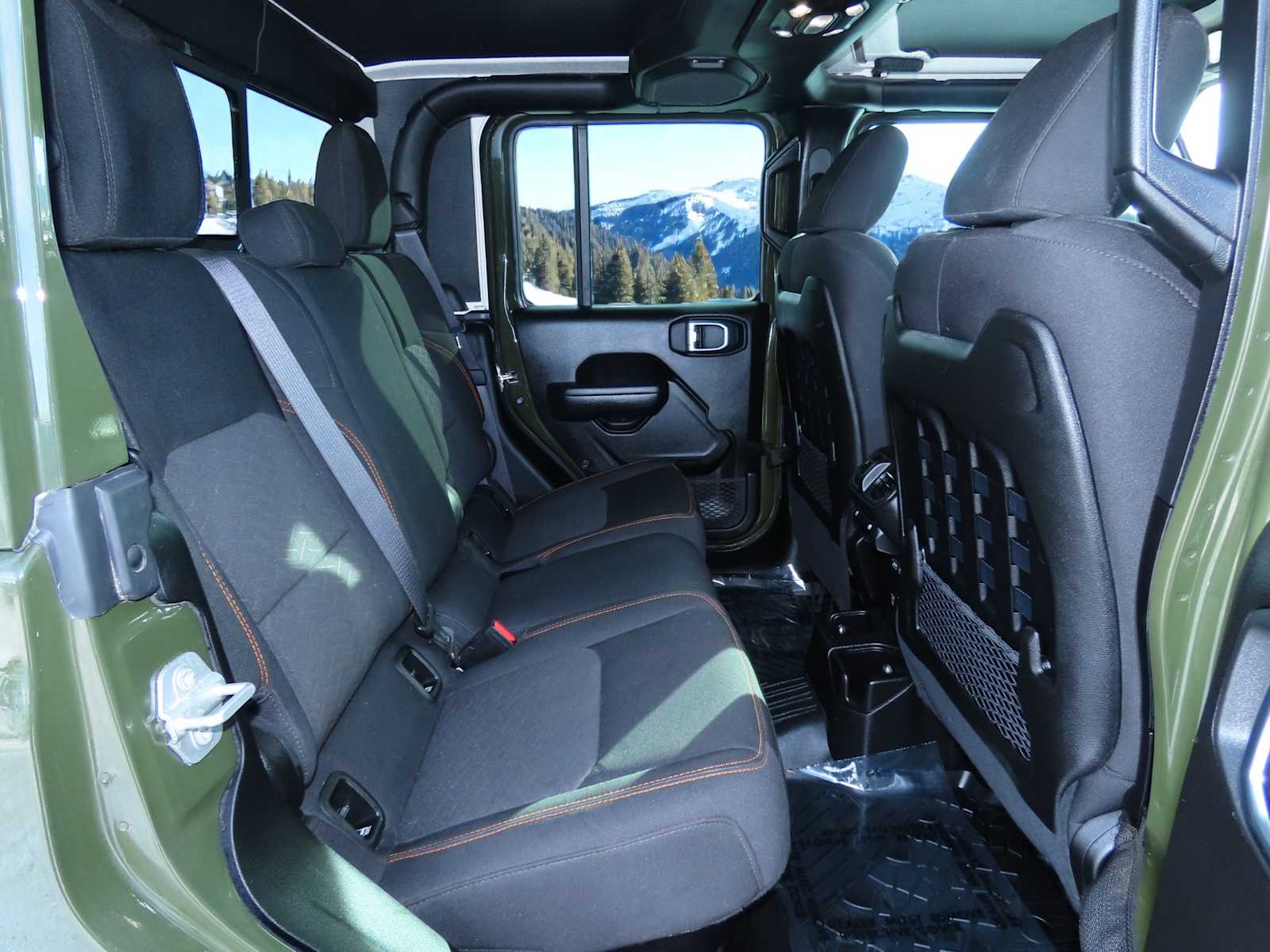 Thumbnail: 2023 Jeep Gladiator - 22