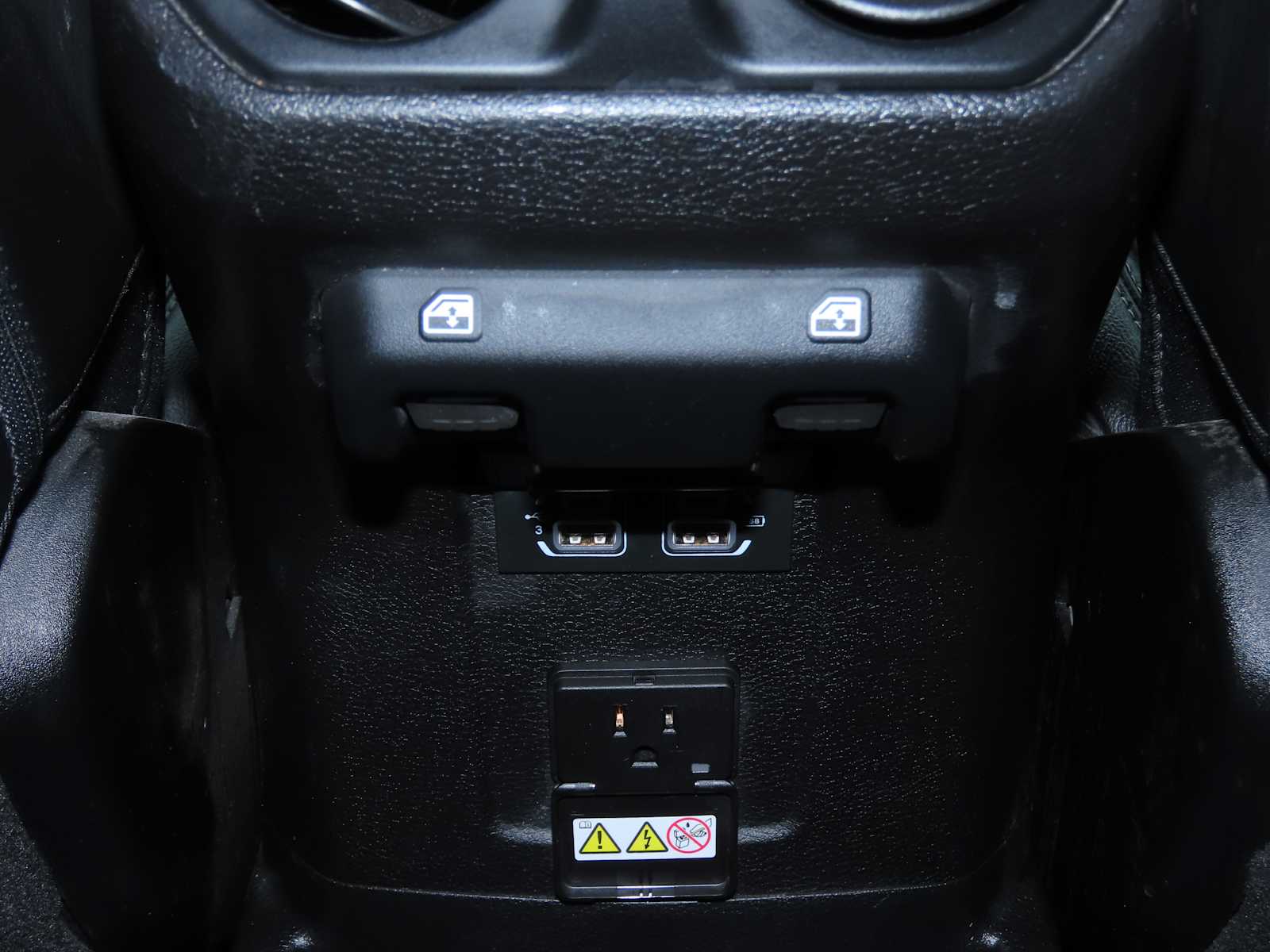 Thumbnail: 2019 Jeep Wrangler - 27