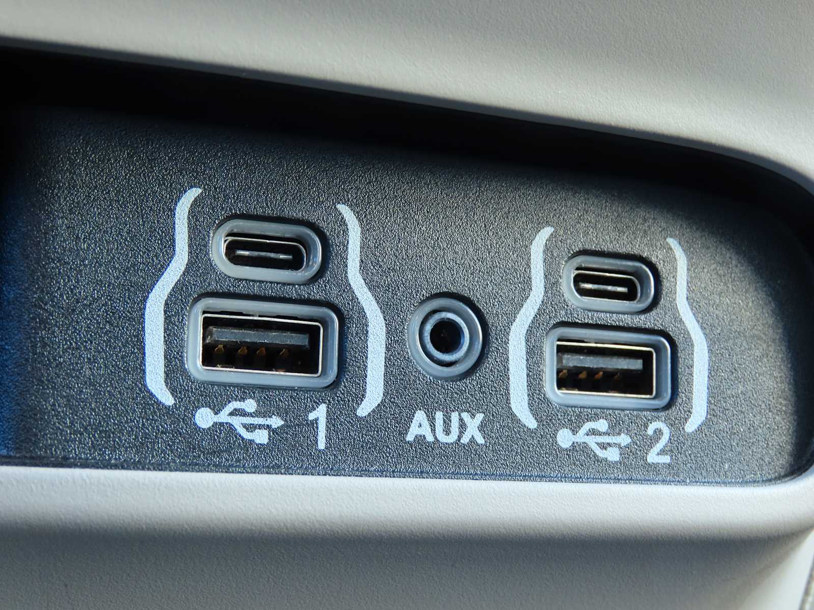 Thumbnail: 2024 Chrysler Pacifica - 30